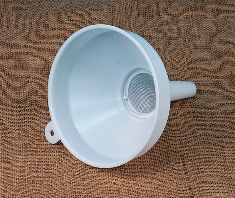 6" Easy Fill Funnel